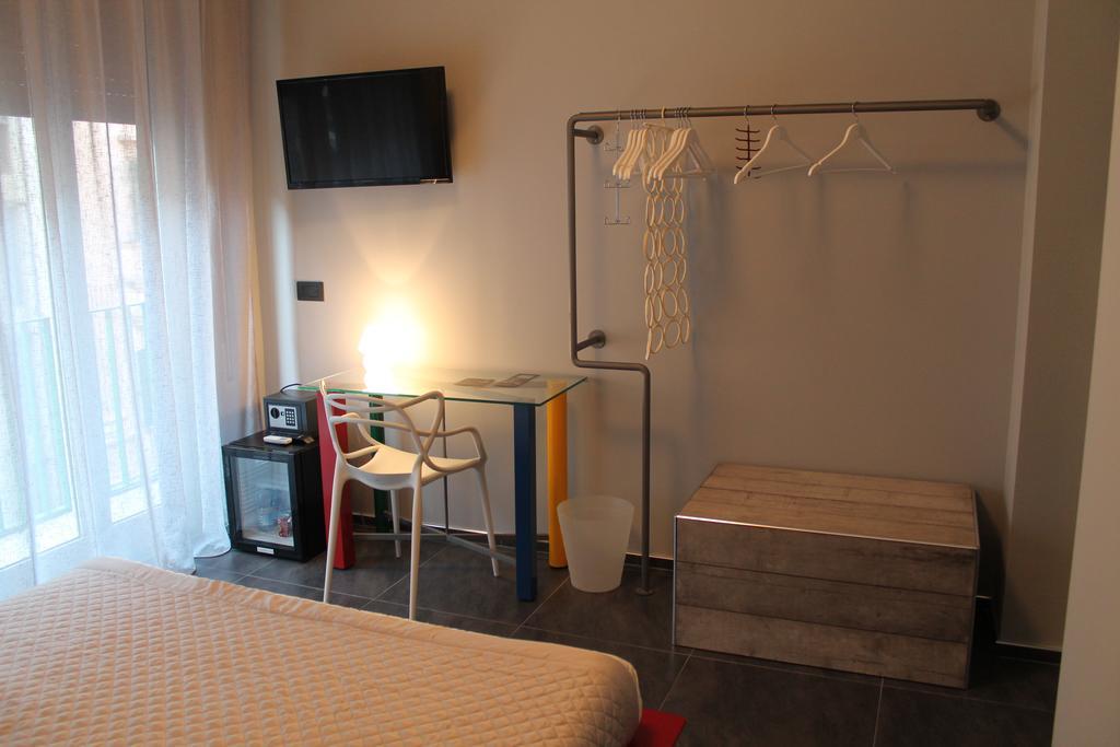 Alma Hotel ปาแลร์โม ภายนอก รูปภาพ