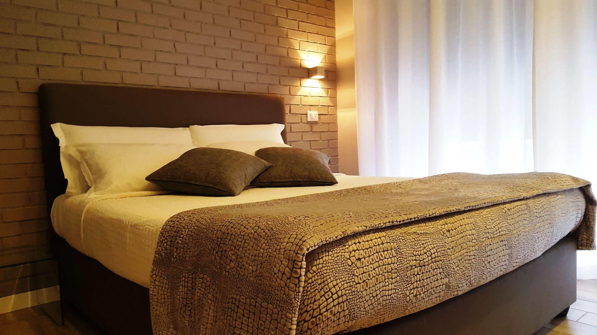 Alma Hotel ปาแลร์โม ภายนอก รูปภาพ
